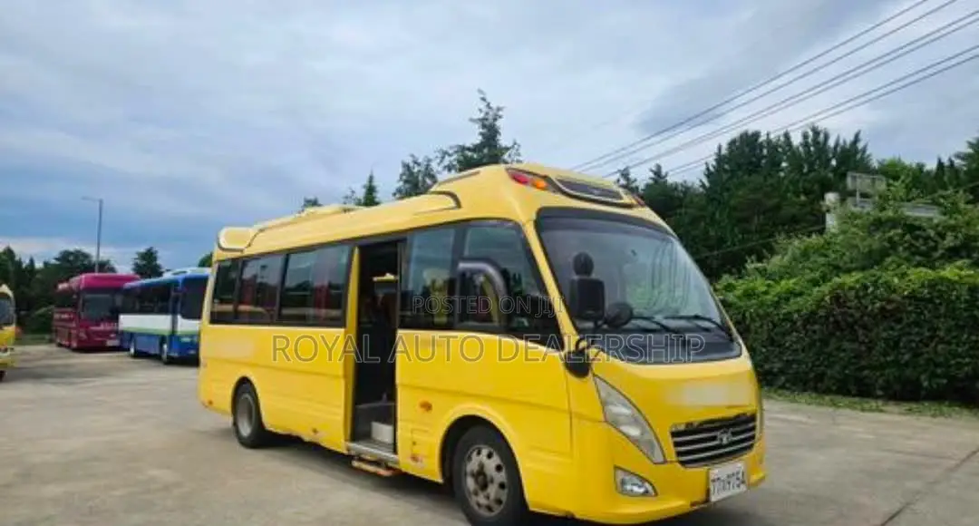 Daewoo Lestar 2015 Yellow