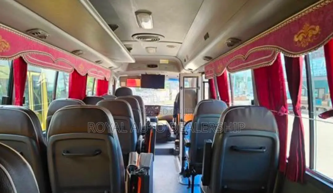 Daewoo Lestar 2015 Yellow