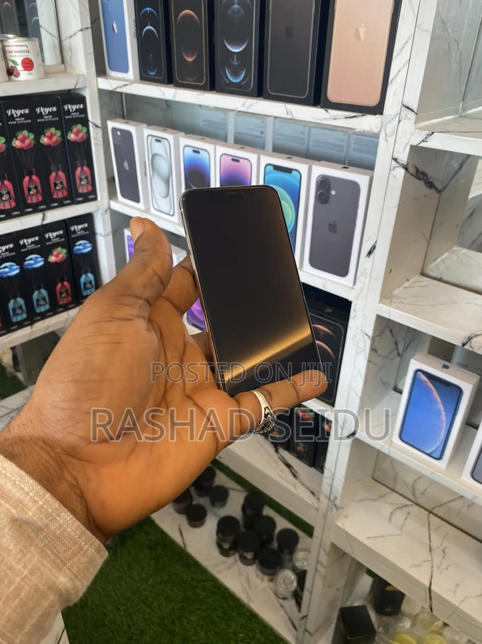 New Apple iPhone X 64 GB White