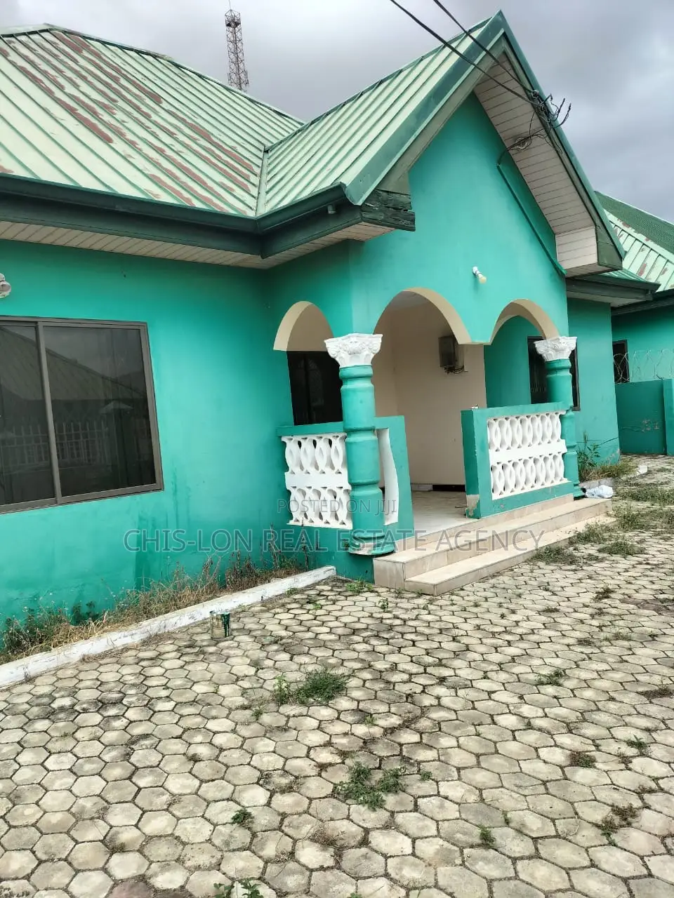 3bdrm House in Chislon, Adade for rent