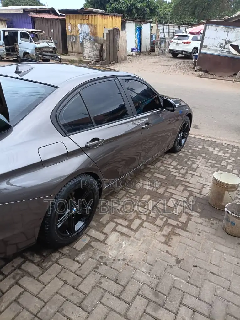 BMW 328i 2014 Gray