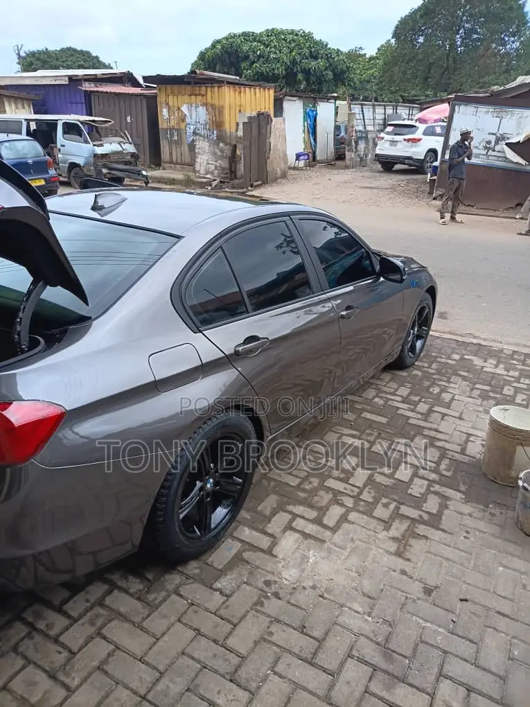 BMW 328i 2014 Gray