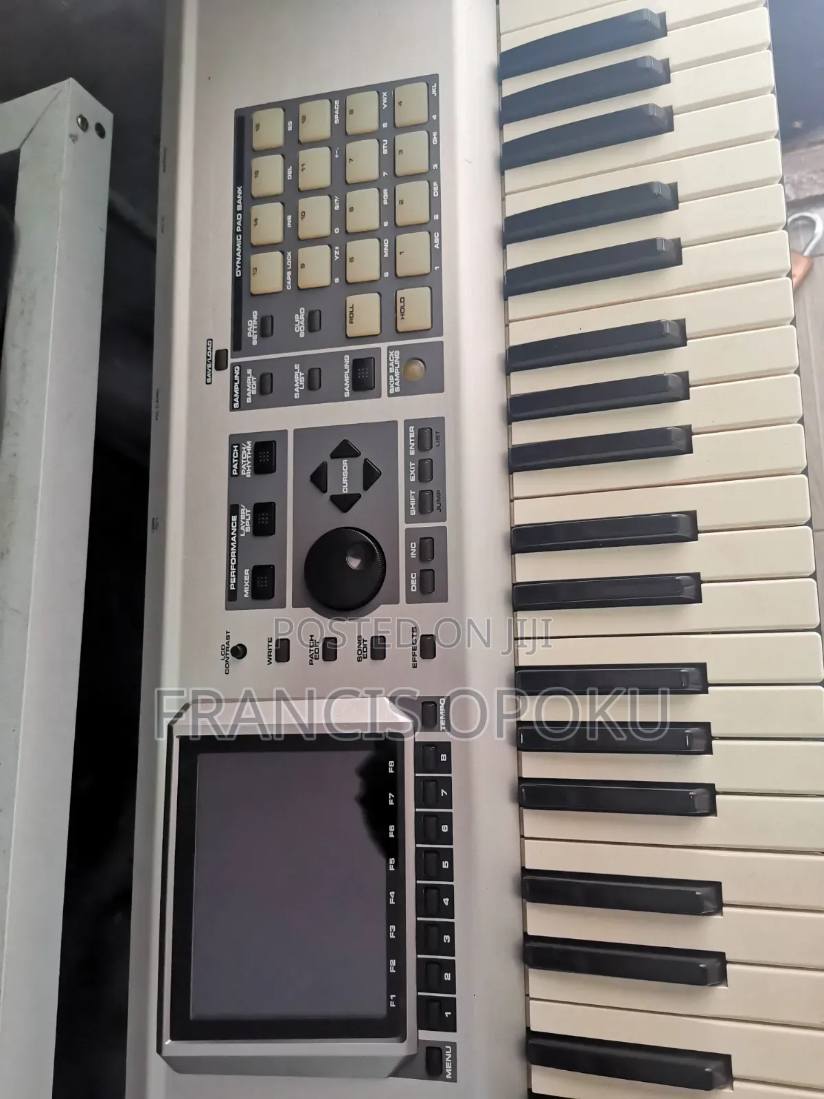 Roland Fantom X6