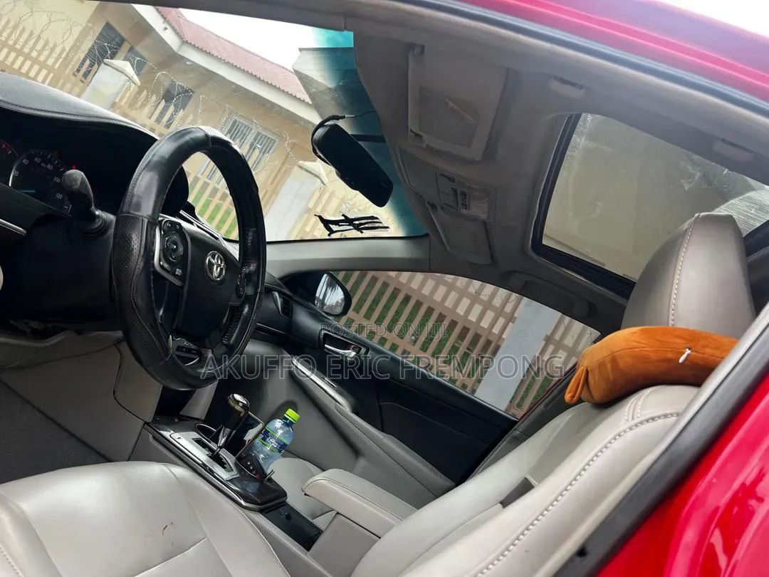 Toyota Camry 2014 Red
