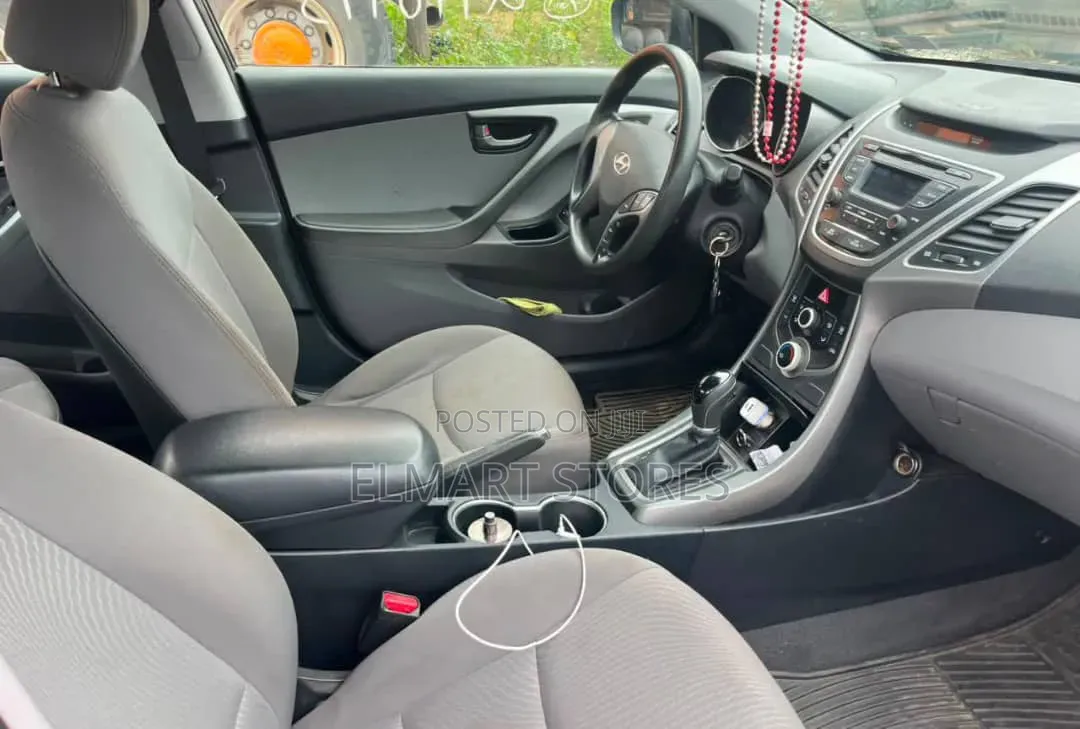 Hyundai Elantra 2015 Black