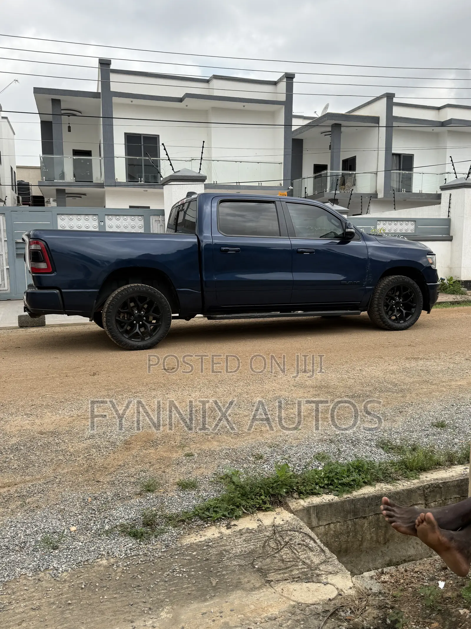RAM 1500 2022 Blue