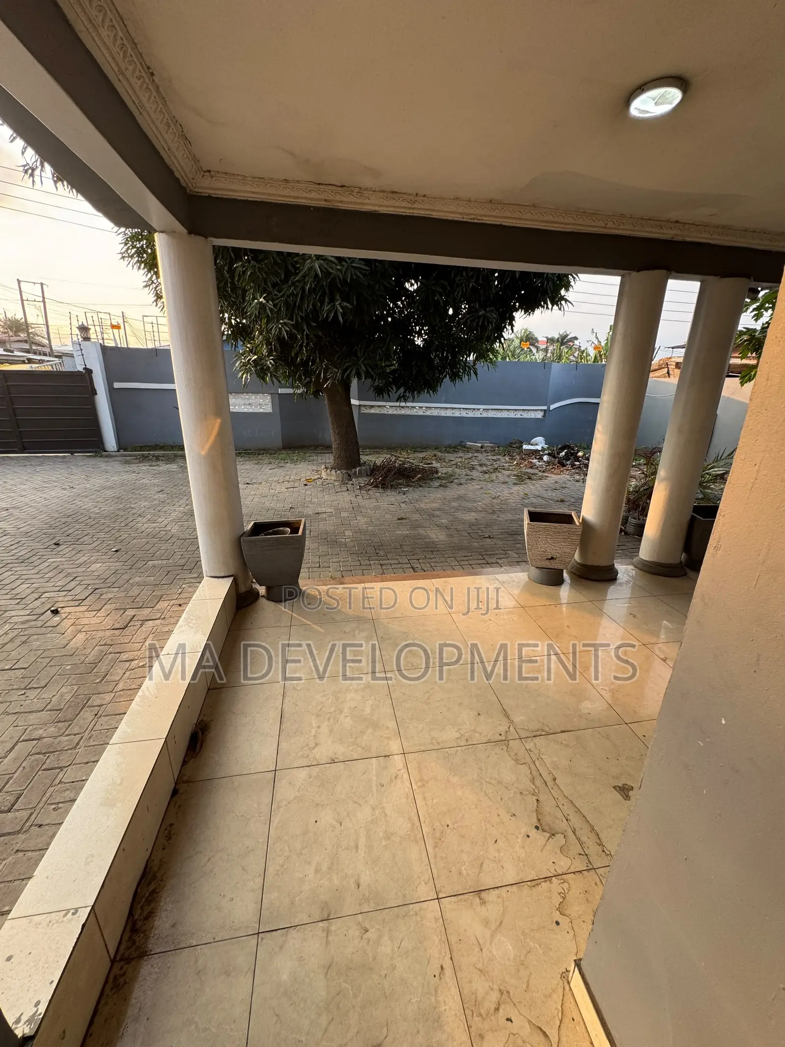 7 Bedroom House Commercial Space for Rent at Achimota