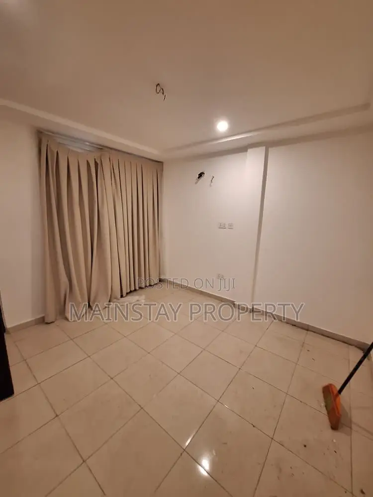 2bdrm Apartment in Mainstay Estates, East Legon for sale