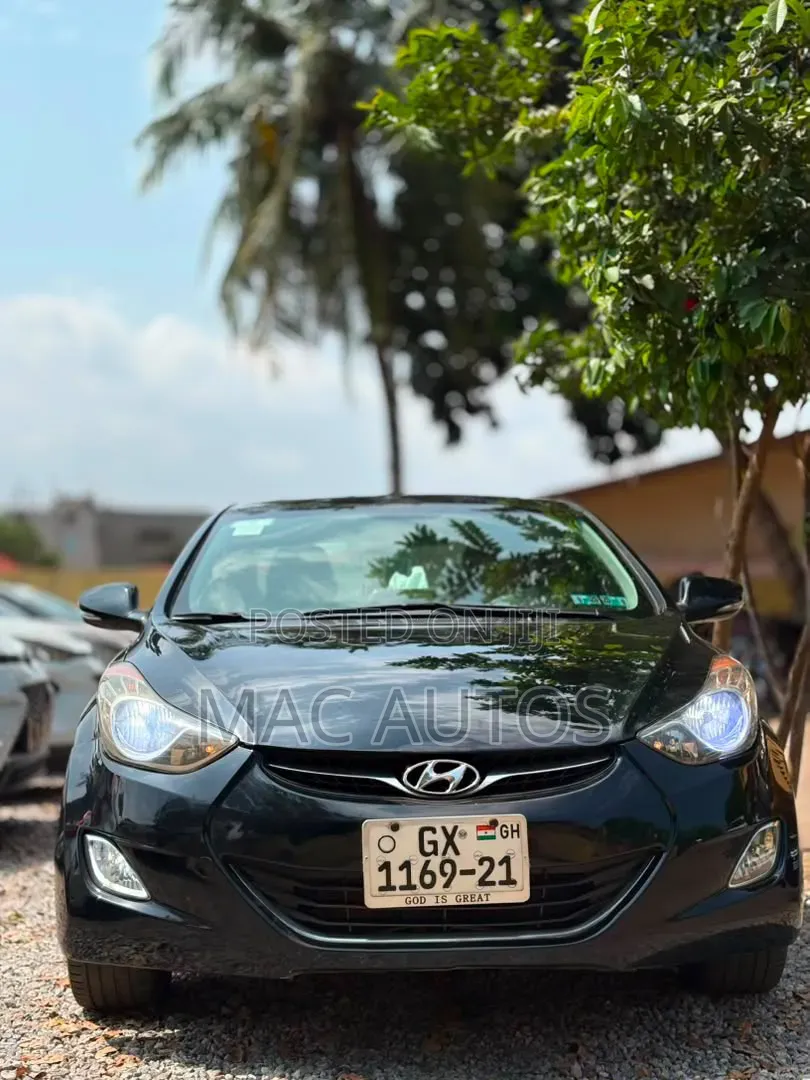 Hyundai Elantra 2012 Black