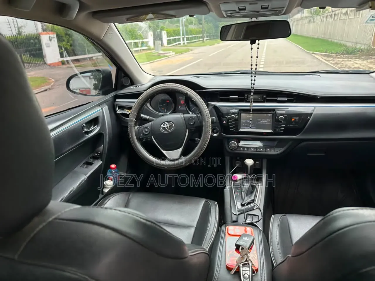 Toyota Corolla 2016 Black