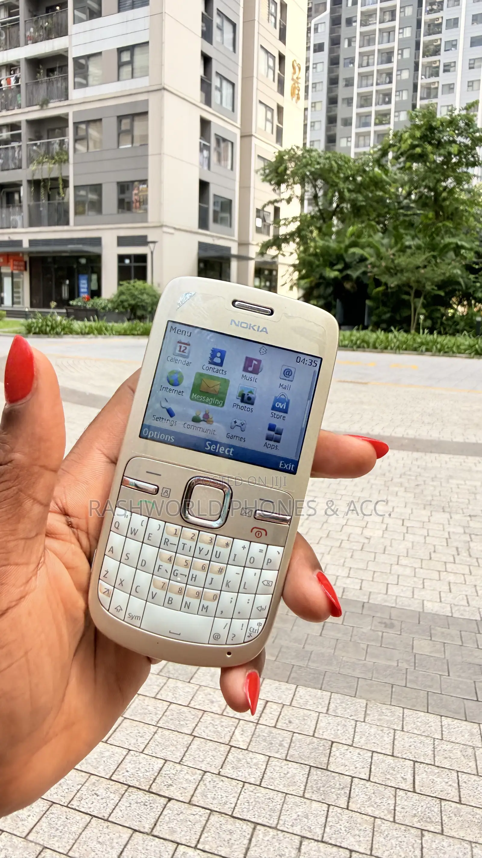 Nokia C300 32 GB Gold