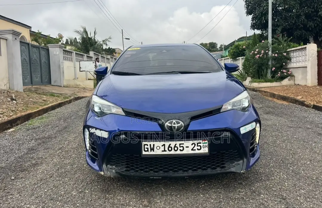 Toyota Corolla 2019 Blue