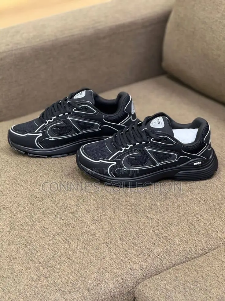 Black X White Dior B30 Sneaker