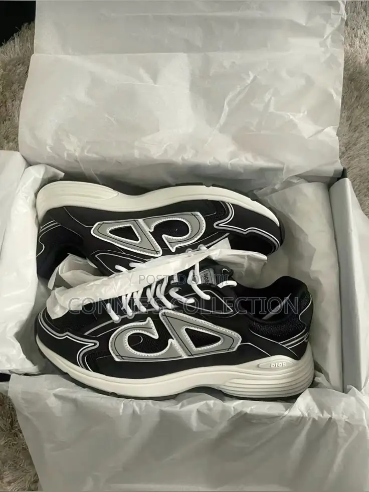 Black X White Dior B30 Sneaker