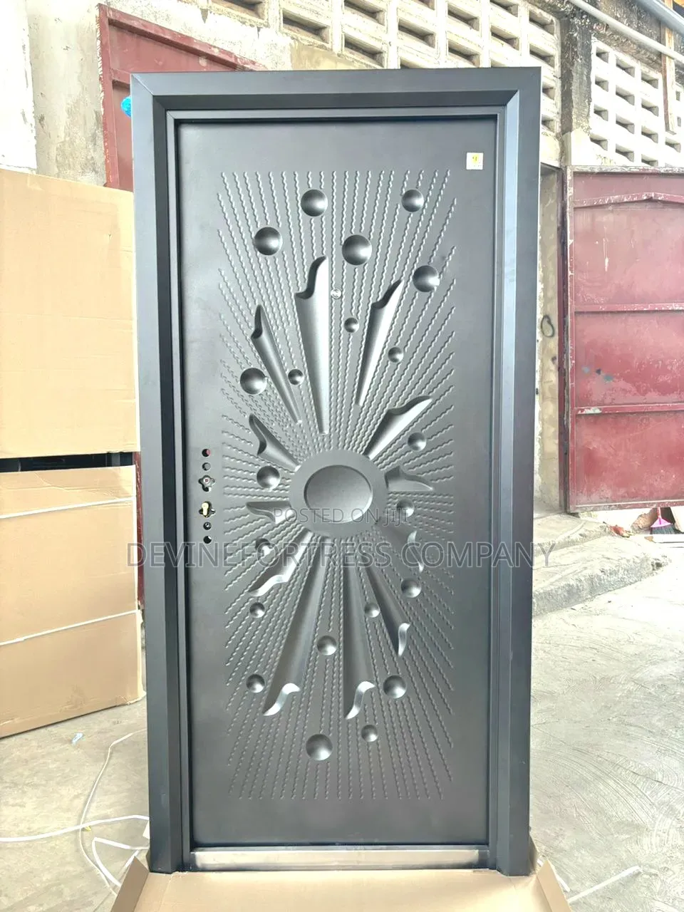 High Quality Paladin Rough Black Rough Door Door