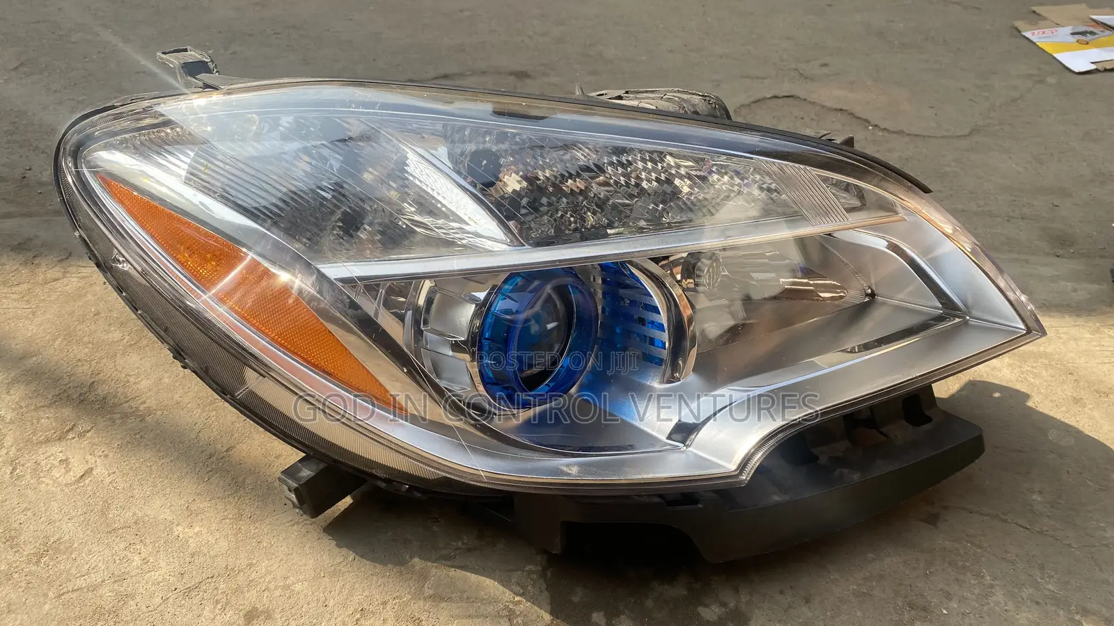 Buick Encore 2012 Headlight Pair