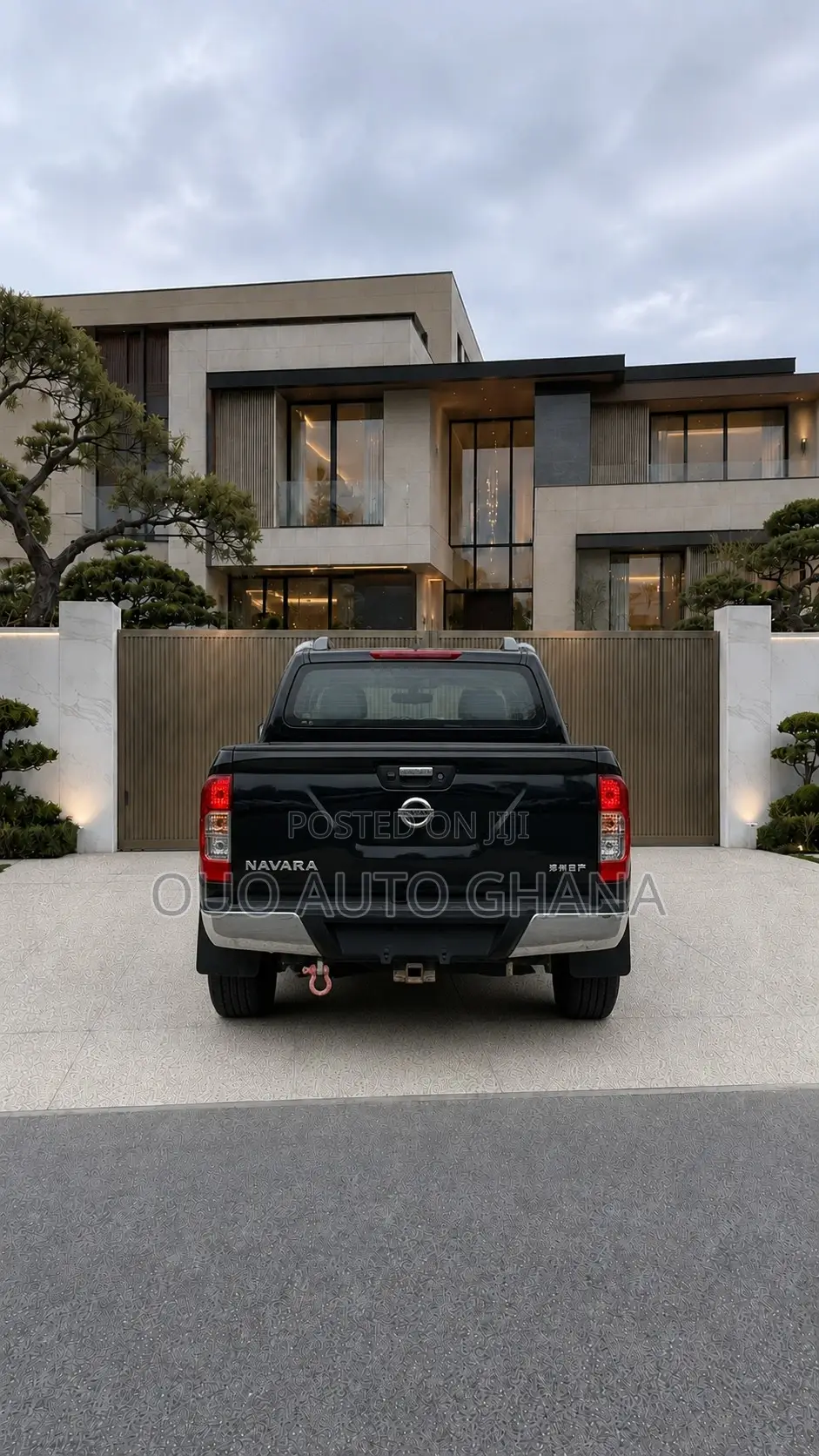Nissan Navara 2021 Black