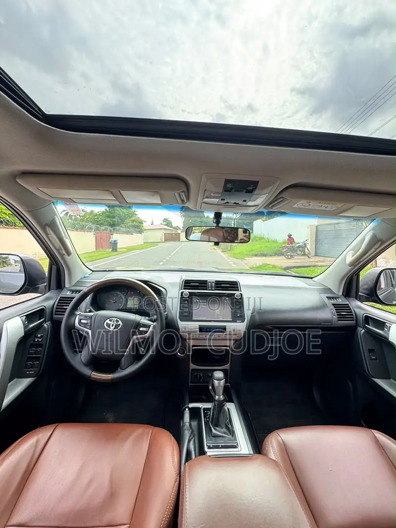 Toyota Land Cruiser Prado 4.0 Petrol TX-L 2019 Gray
