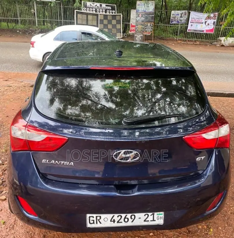 Hyundai Elantra 2016 Blue