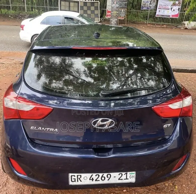 Hyundai Elantra 2016 Blue