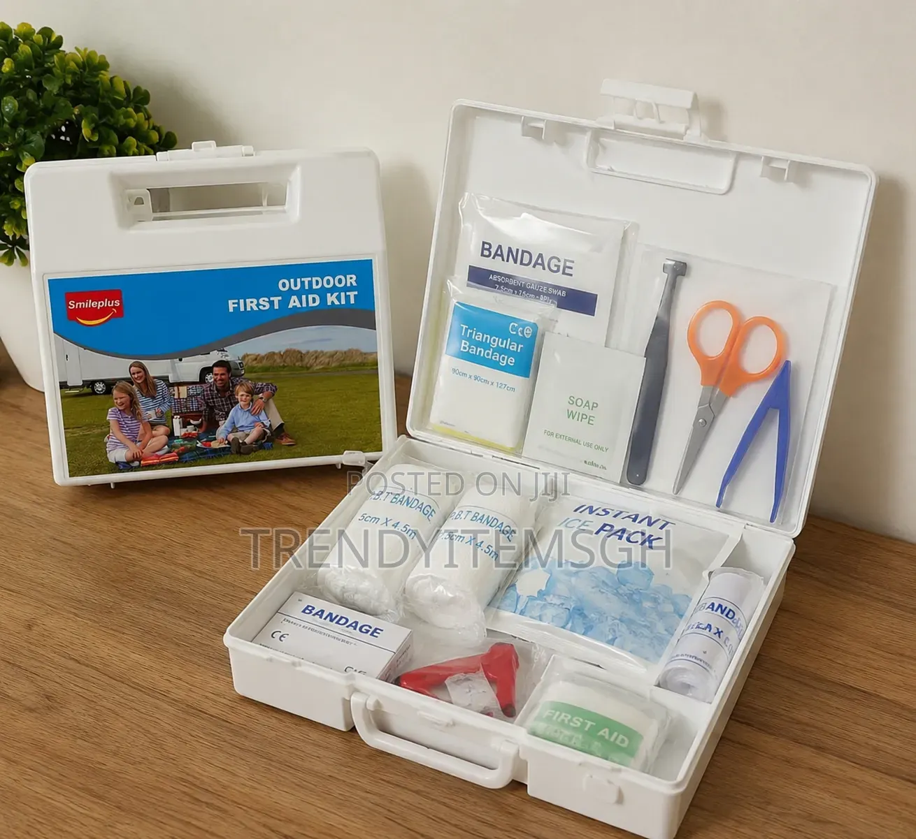 SmilePlus Outdoor First Aid Kit – Portable Emergency Medical Box