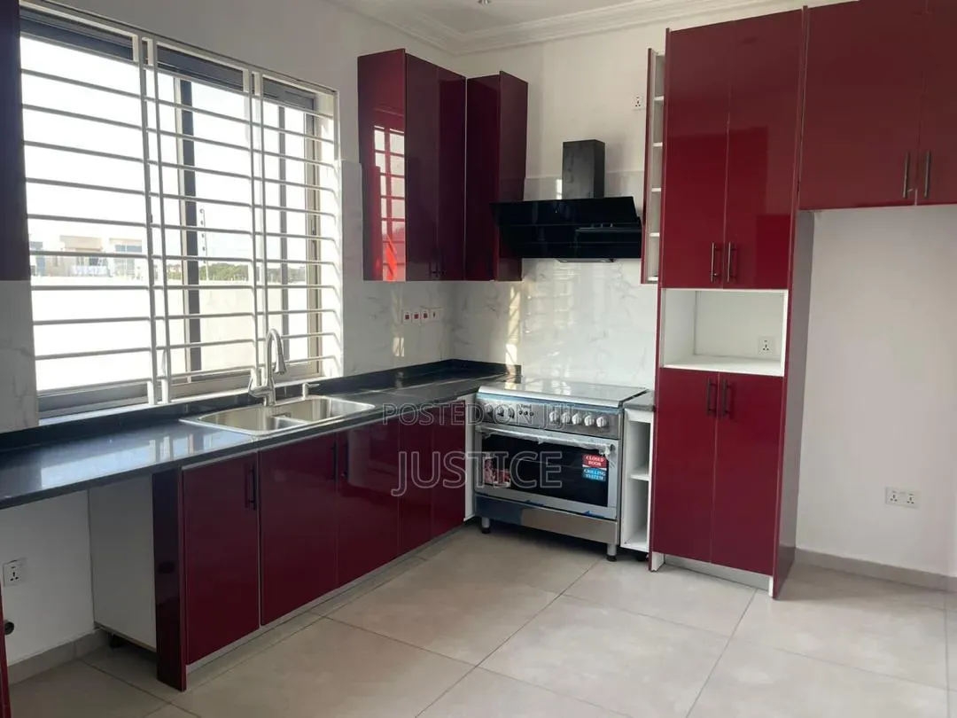 3bdrm Duplex in Adenta Aviation, SDA Area for rent