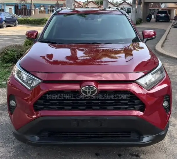 Toyota RAV4 XLE AWD 2020