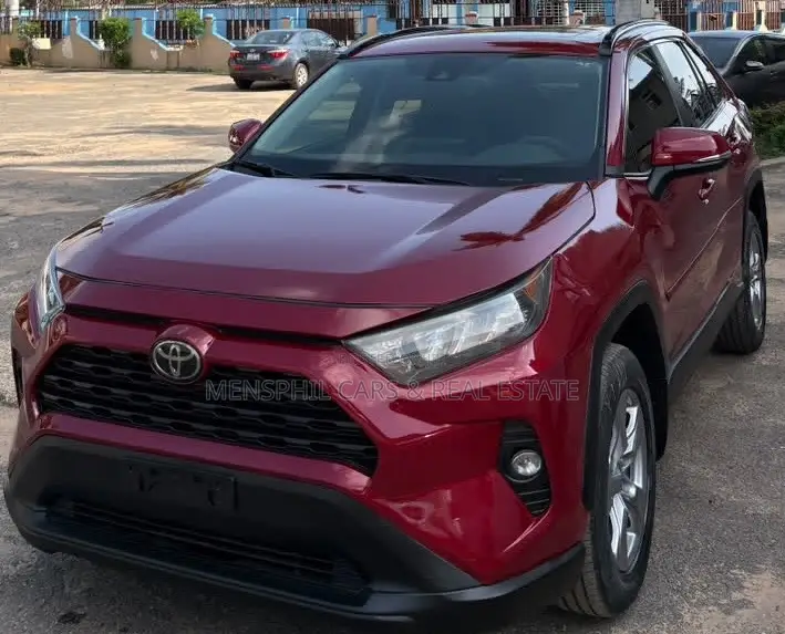 Toyota RAV4 XLE AWD 2020