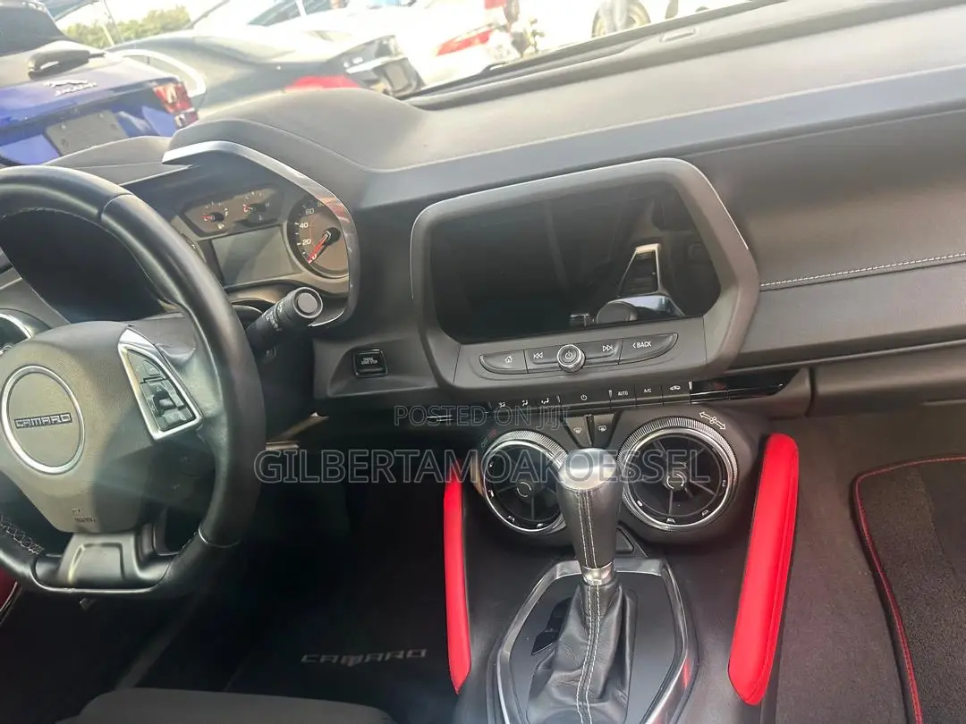 Chevrolet Camaro 2022 Gray
