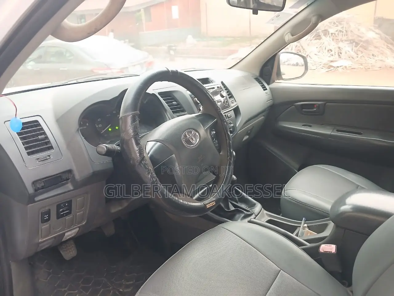 Toyota Hilux 2015 White