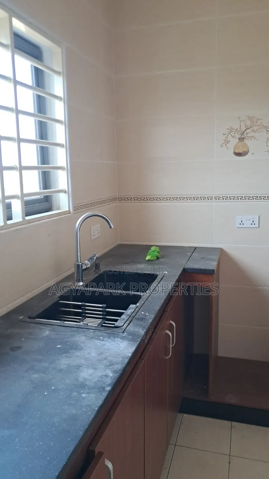 1bdrm Apartment in Obeyeyie, Ga West Municipal for rent