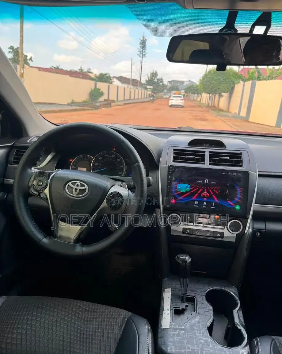 Toyota Camry 2014 Red