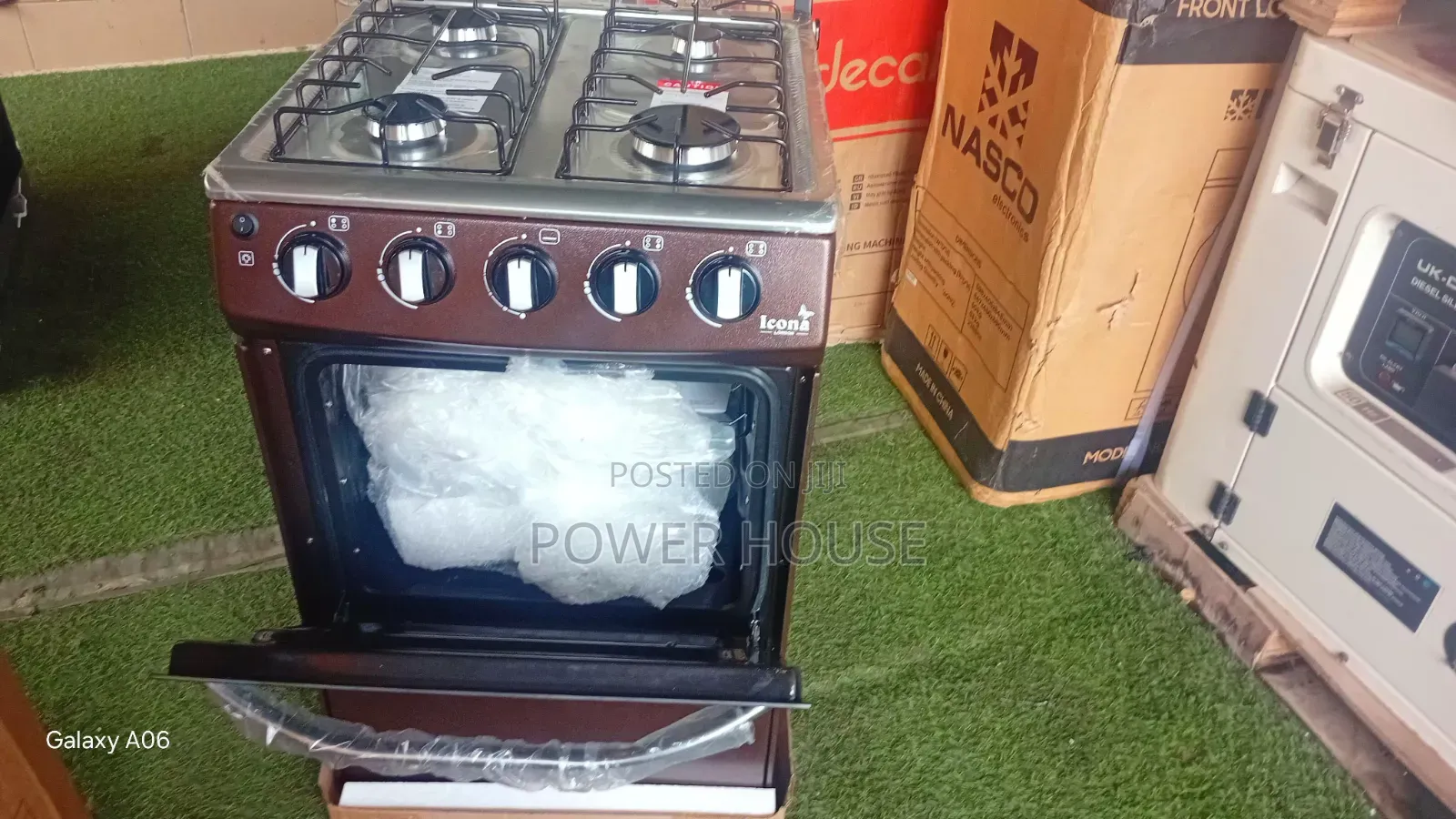 Cook Like a Pro With the Icona 4 Burner Gas Cooker Oven