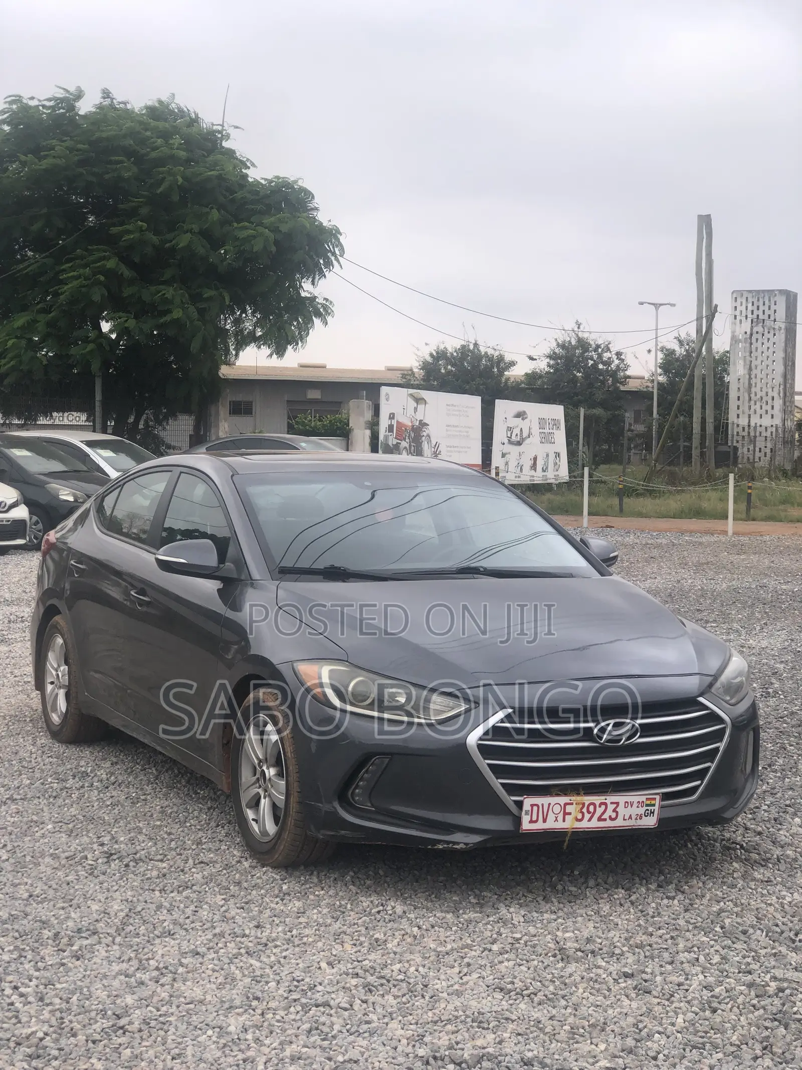 Hyundai Elantra SE Sedan FWD (2.0L 4cyl 6M) 2017 Gray
