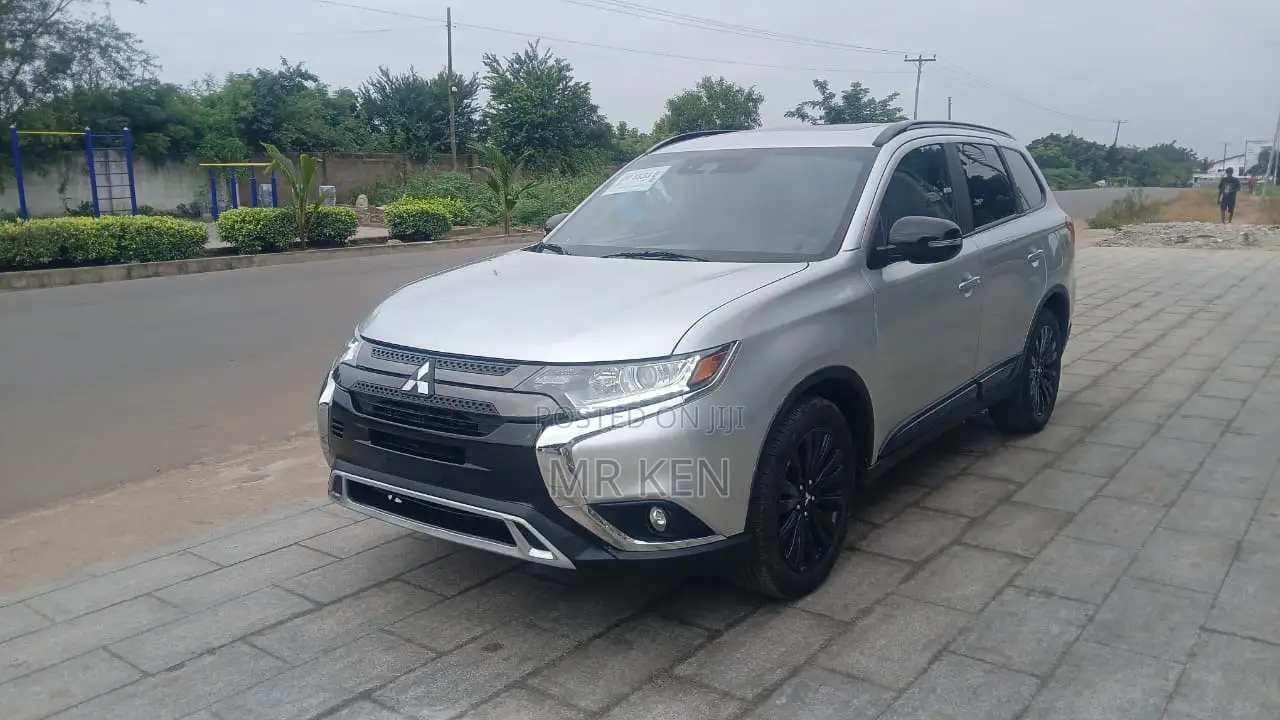 Mitsubishi Outlander SE S-AWC 2020 Silver