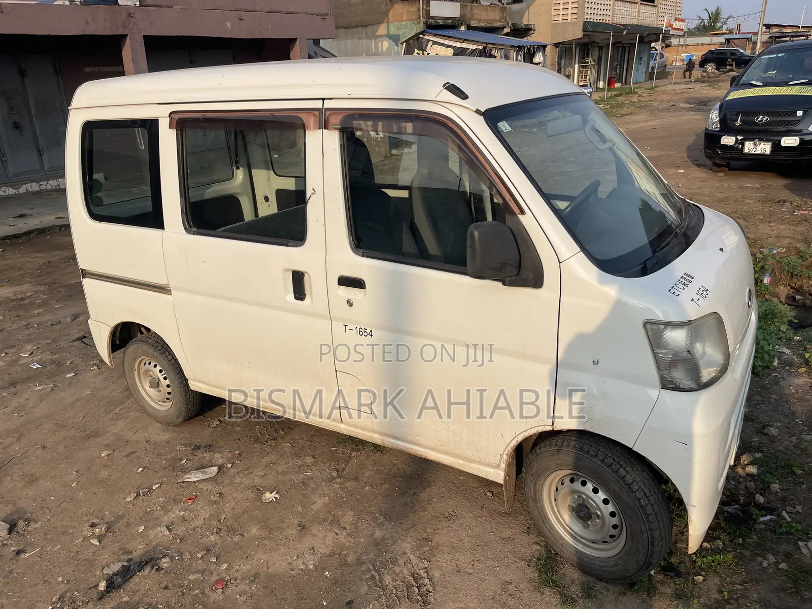 Daihatsu Hijet 2012 White