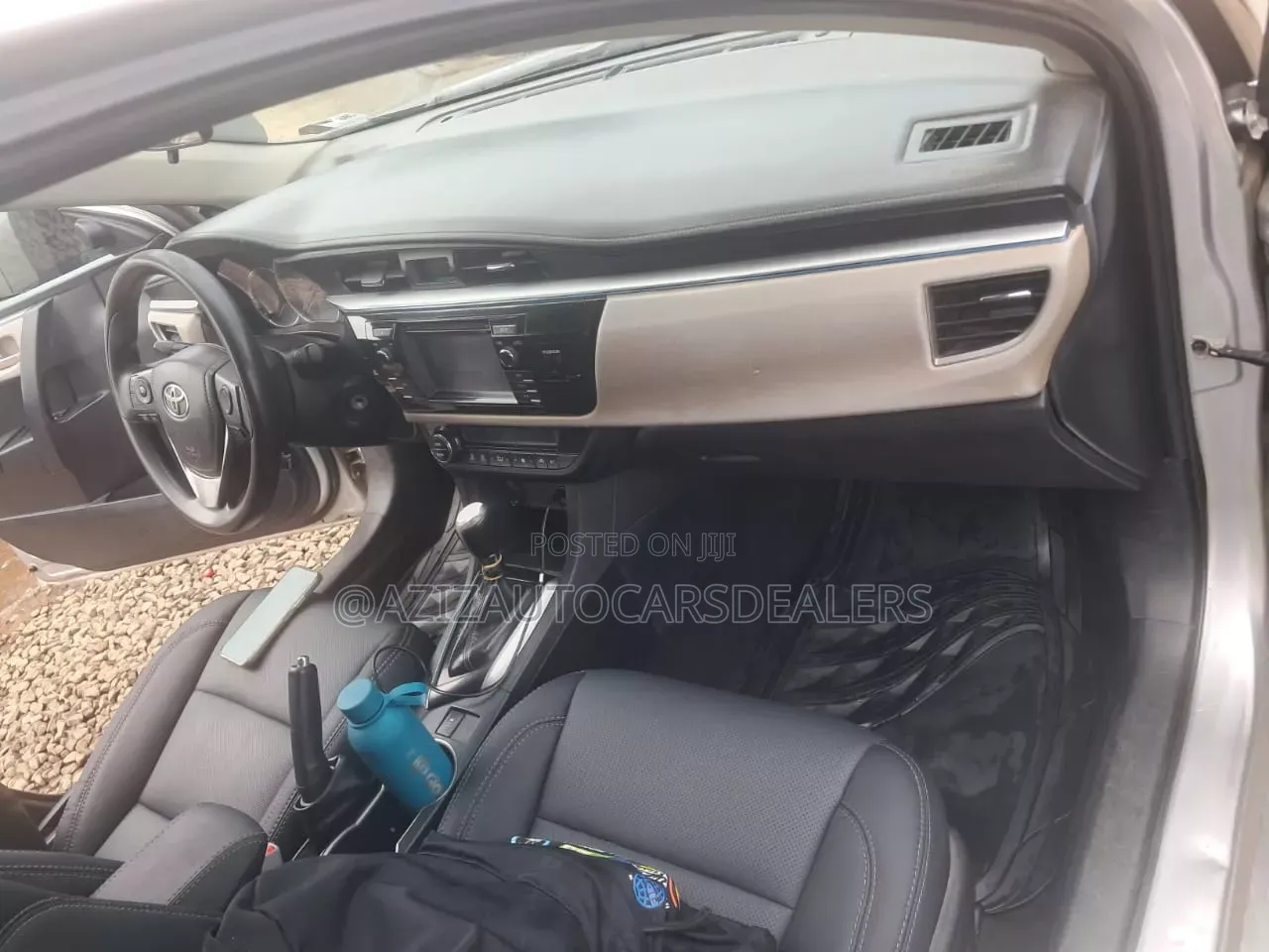 Toyota Corolla LE 4dr Sedan (1.8L 4cyl CVT) 2014 Gray