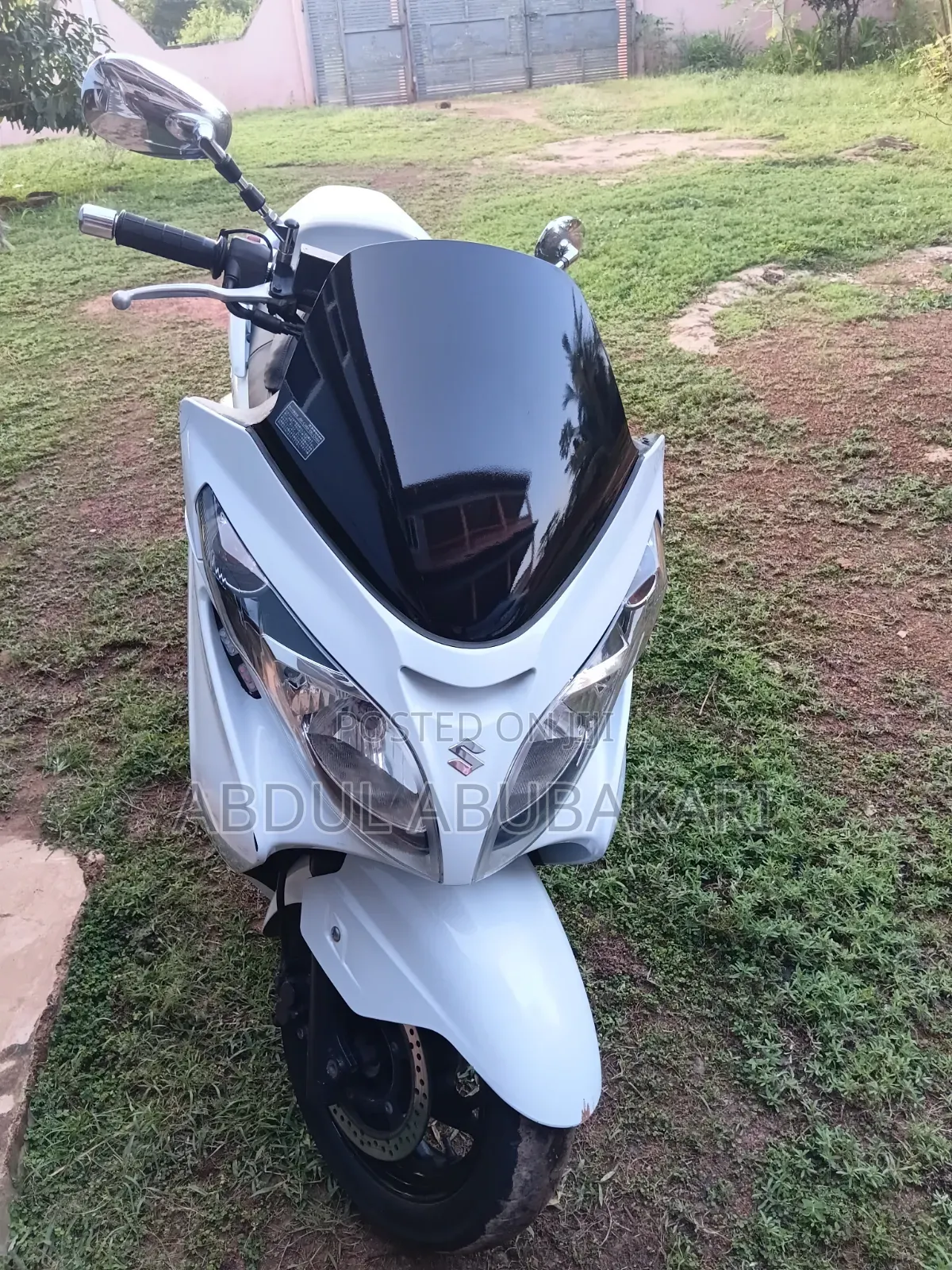 Suzuki Burgman 2022 White