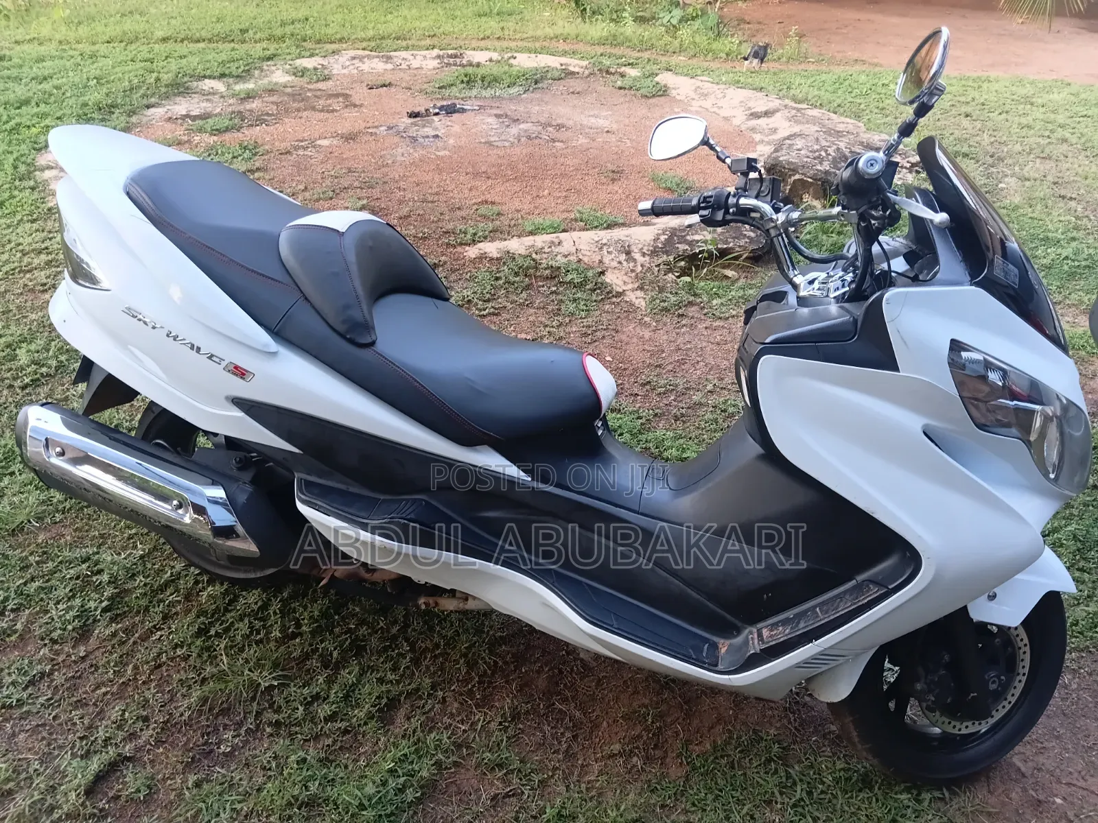 Suzuki Burgman 2022 White