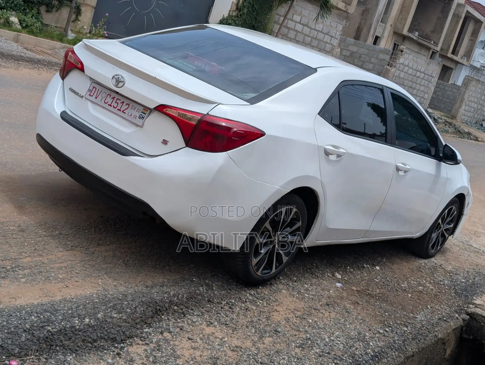 Toyota Corolla 2017 White