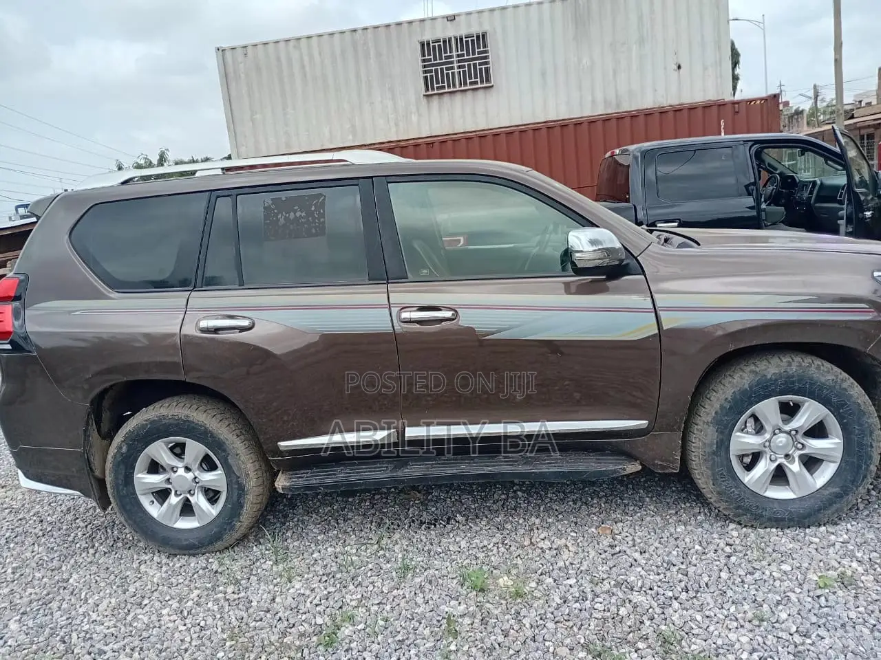 Toyota Land Cruiser Prado 2011 Brown