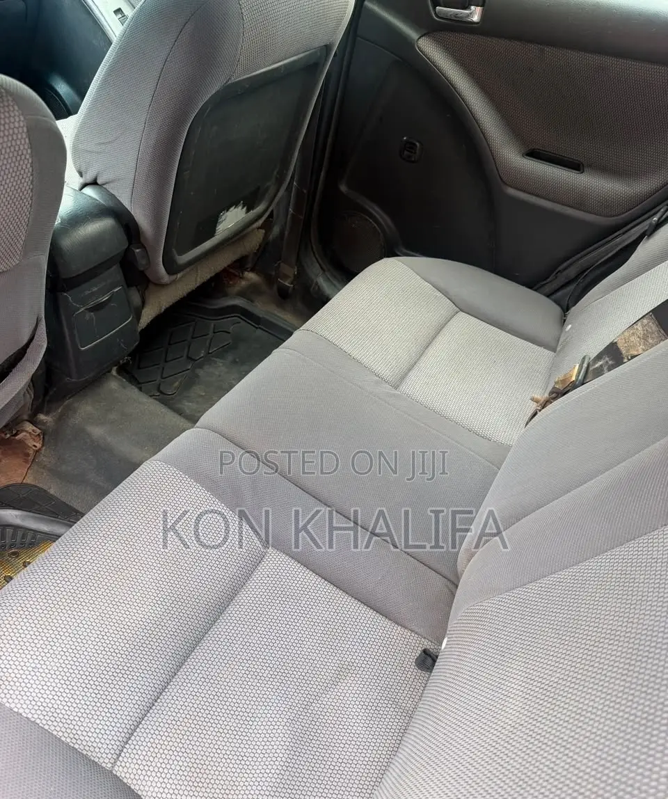 Toyota Matrix 2010 Silver