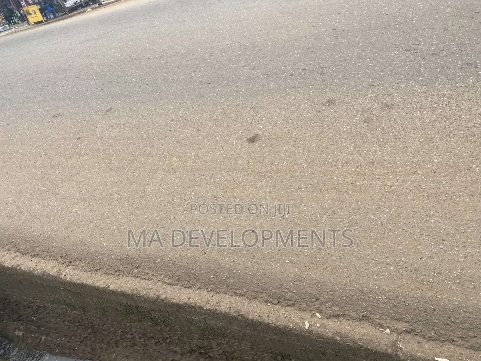 Double Shop for Rent at Achimota Mile 7 by the Tarred Road