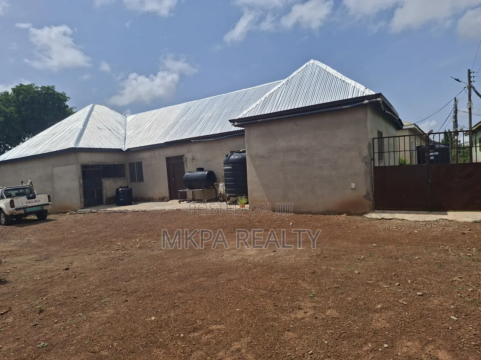 5bdrm House in Mkpa Realty, Tamale Municipal for sale