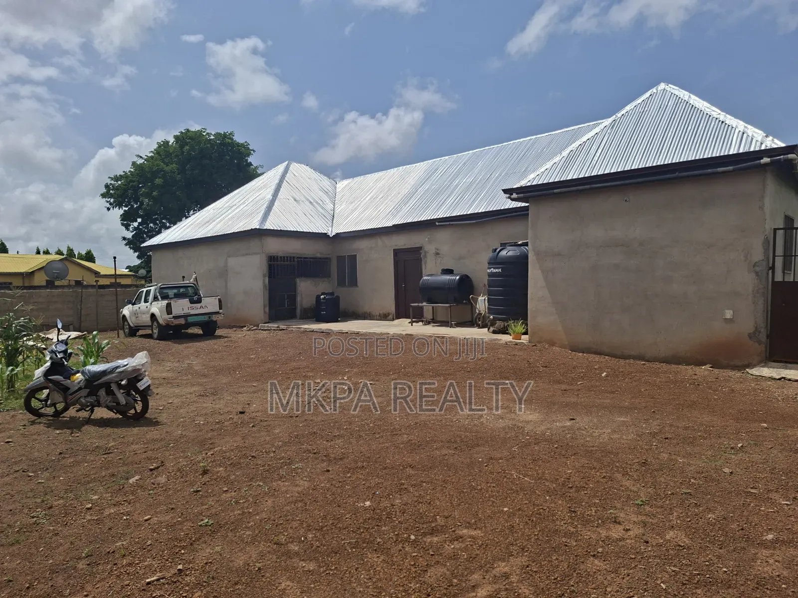 5bdrm House in Mkpa Realty, Tamale Municipal for sale
