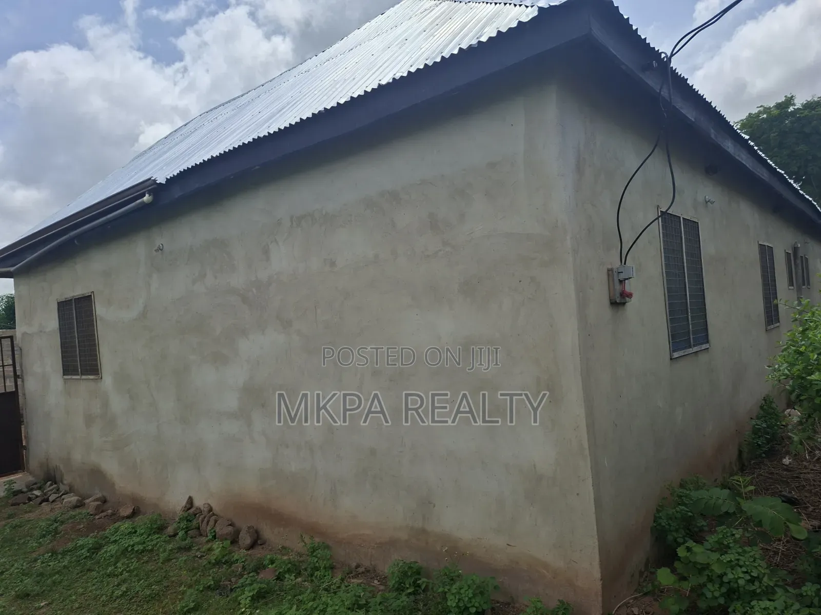 5bdrm House in Mkpa Realty, Tamale Municipal for sale