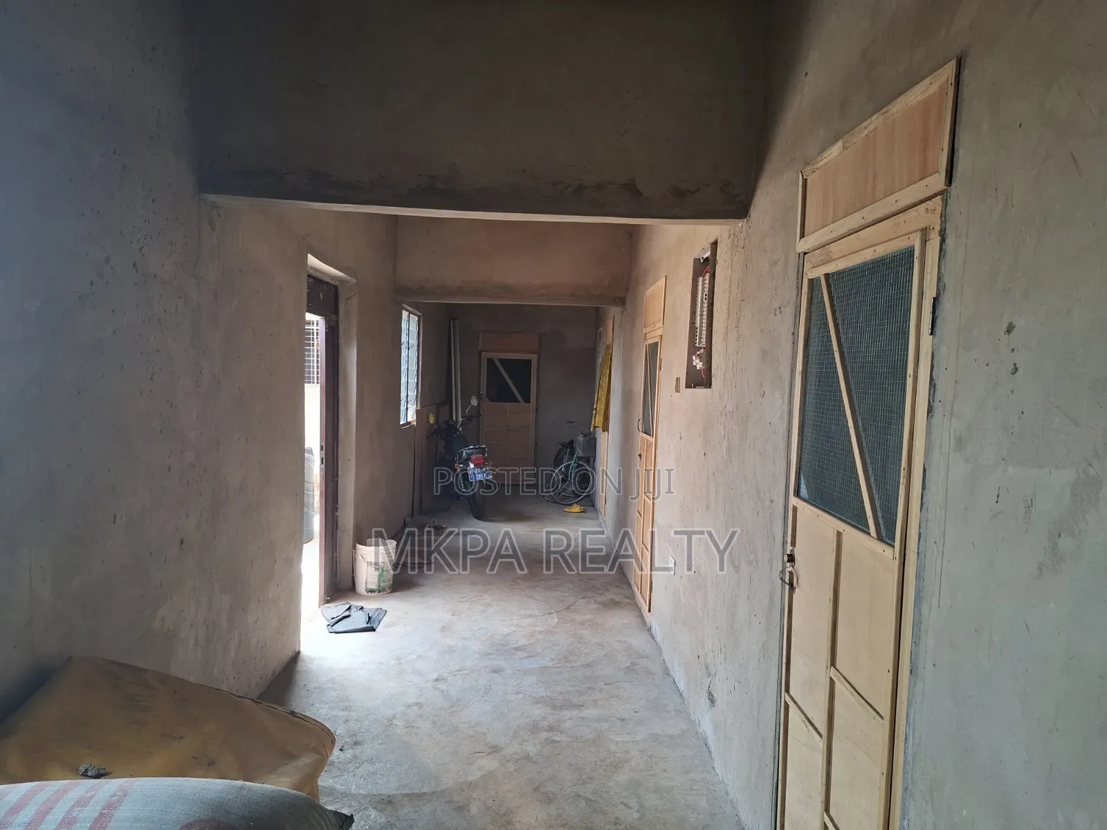 5bdrm House in Mkpa Realty, Tamale Municipal for sale