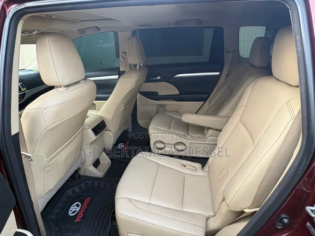 Toyota Highlander 2015 Red