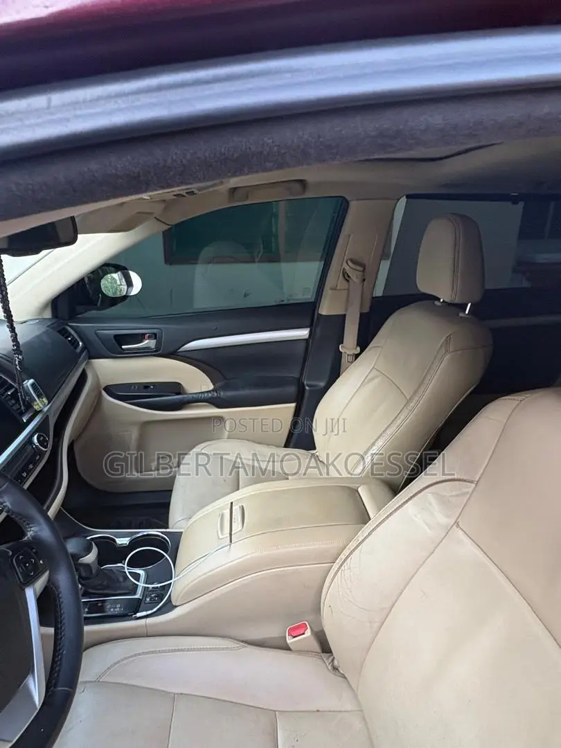 Toyota Highlander 2015 Red