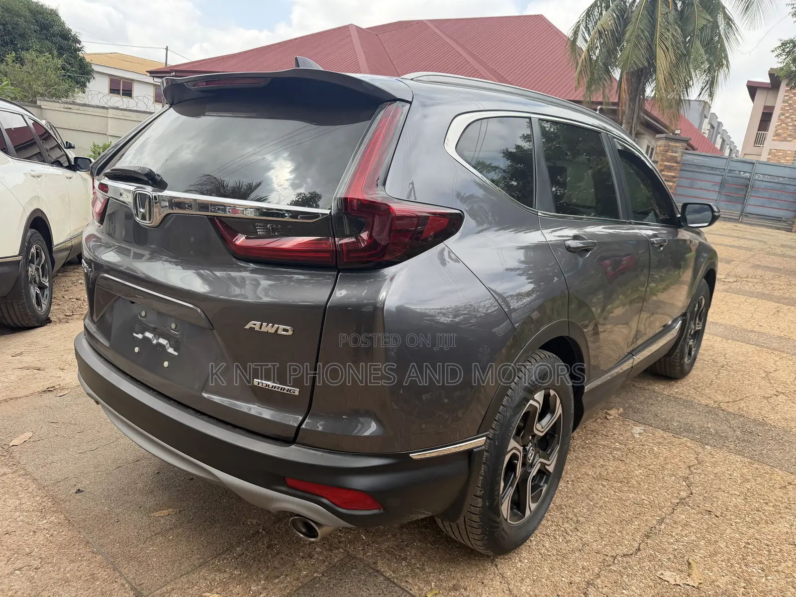 Honda CR-V Touring AWD 2020 Gray
